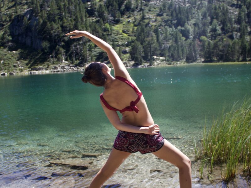 Thérapeute psycho-corporelle et professeure de yoga